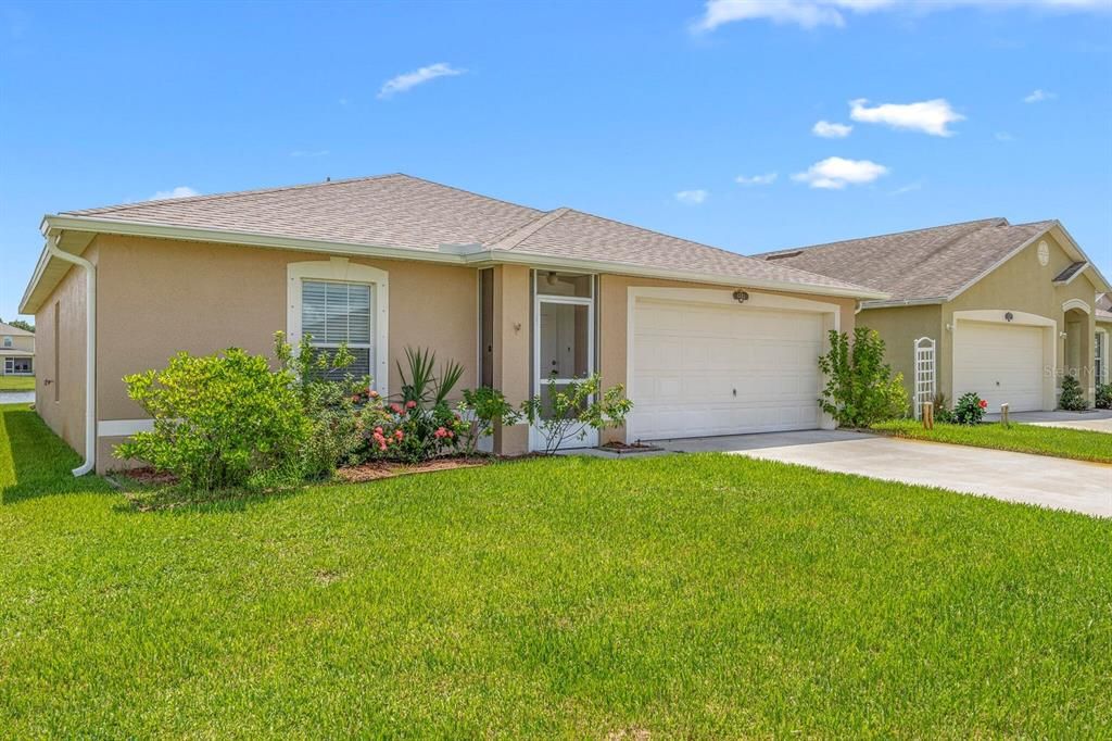 Recently Sold: $330,000 (3 beds, 2 baths, 1419 Square Feet)