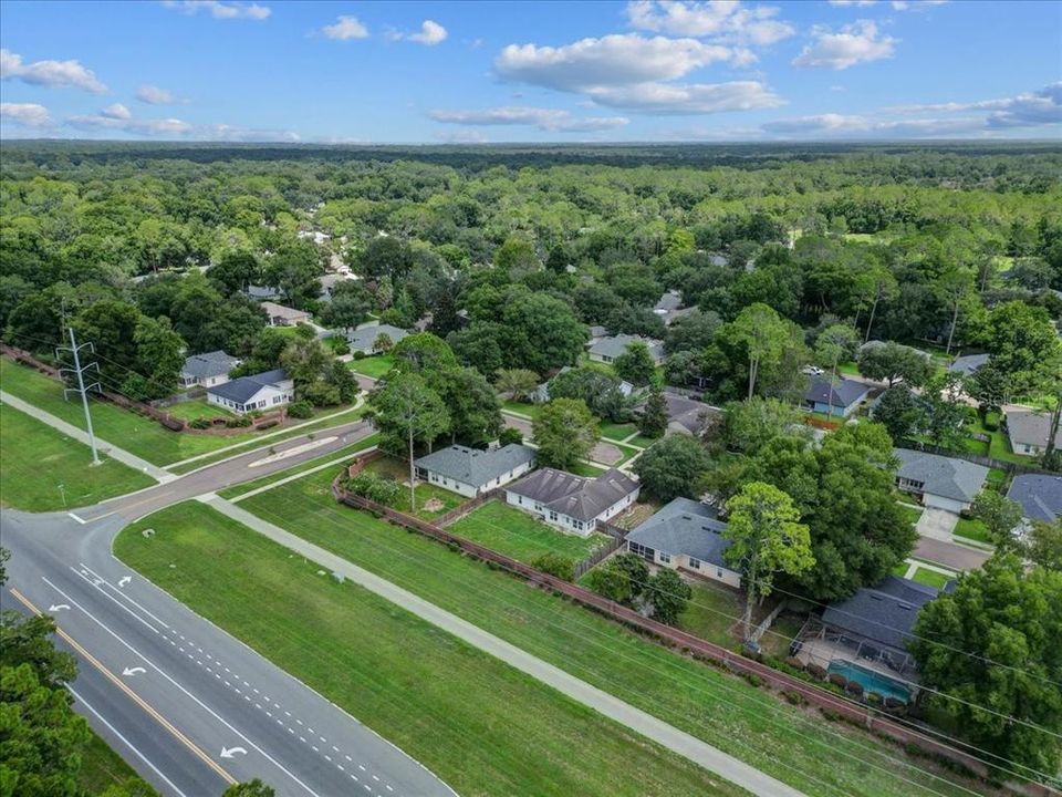 For Sale: $345,900 (3 beds, 2 baths, 1601 Square Feet)