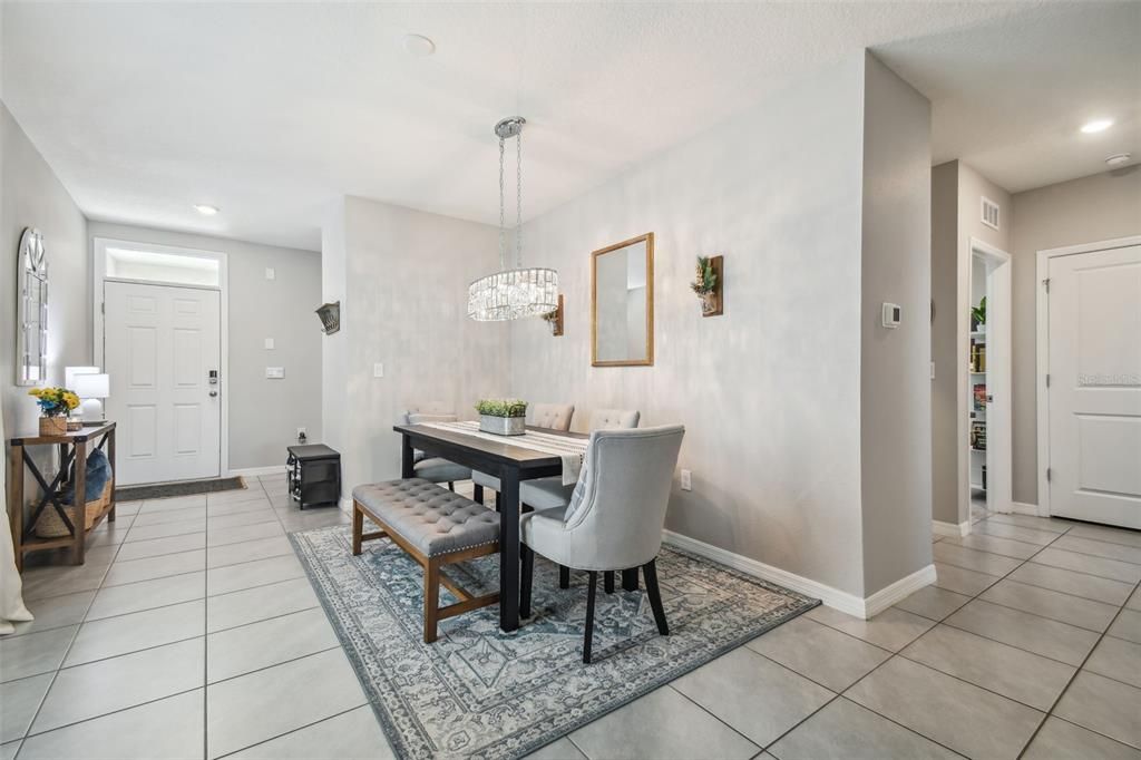 For Sale: $352,500 (3 beds, 2 baths, 1516 Square Feet)