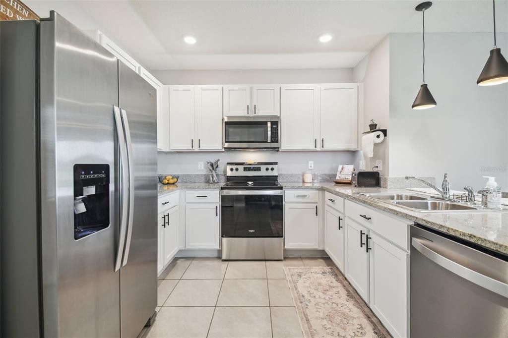 For Sale: $352,500 (3 beds, 2 baths, 1516 Square Feet)