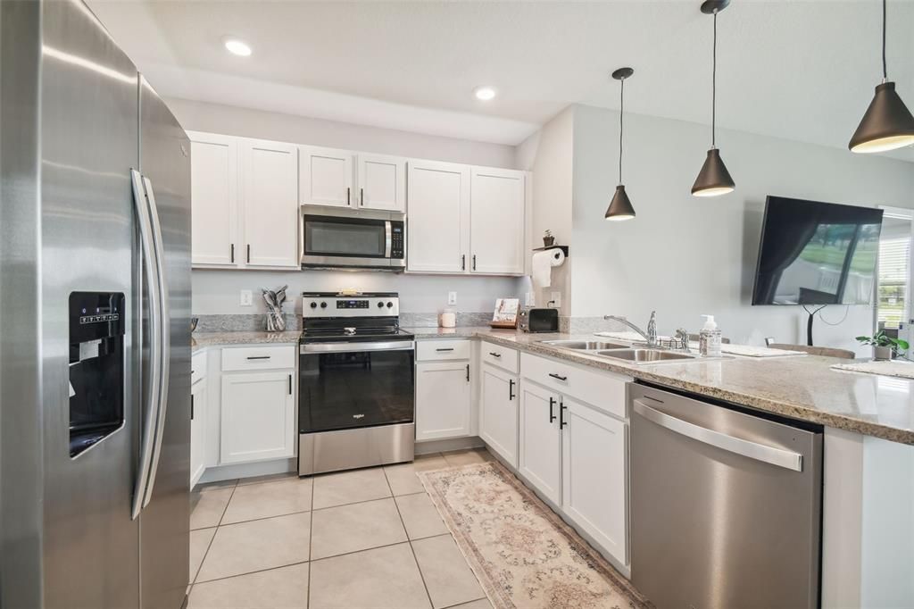 For Sale: $349,900 (3 beds, 2 baths, 1516 Square Feet)