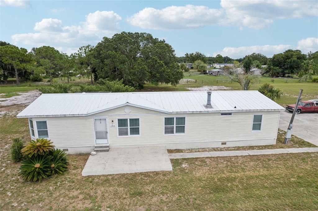 Active With Contract: $325,000 (3 beds, 2 baths, 1701 Square Feet)