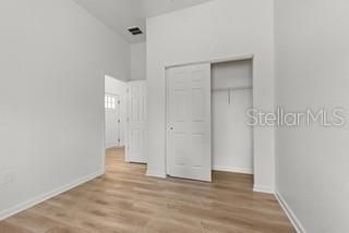 Active With Contract: $305,000 (3 beds, 2 baths, 1262 Square Feet)