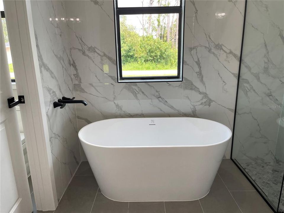 Luxury Tub in Ensuite Bath