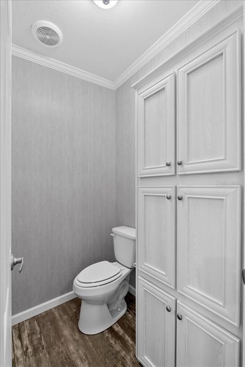 Water Closet w/ Linen Closet