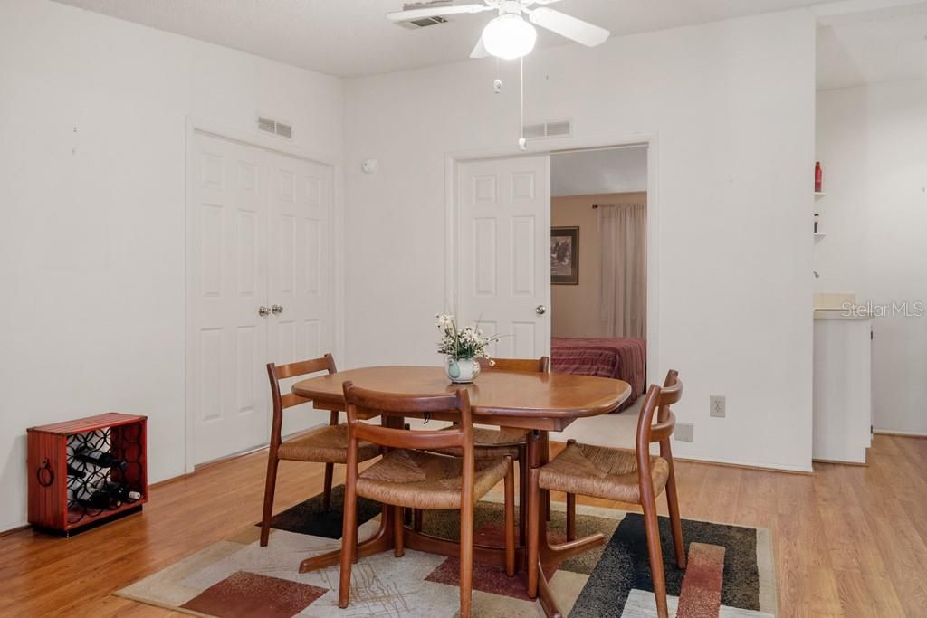 For Sale: $314,900 (2 beds, 2 baths, 1744 Square Feet)