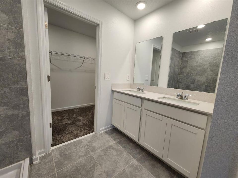 Active With Contract: $2,400 (4 beds, 2 baths, 1879 Square Feet)