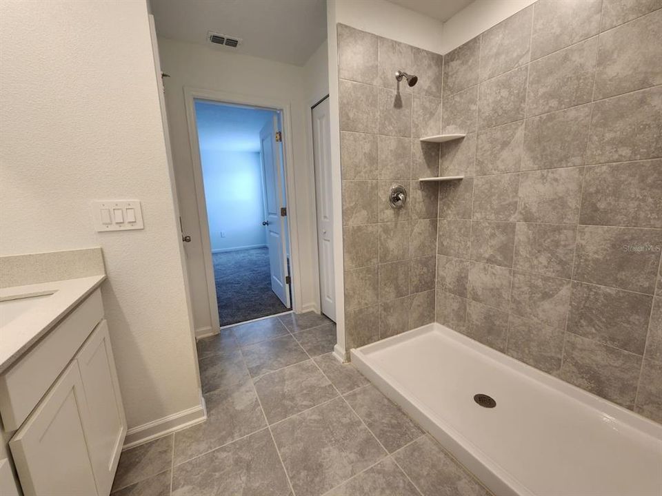 Active With Contract: $2,400 (4 beds, 2 baths, 1879 Square Feet)