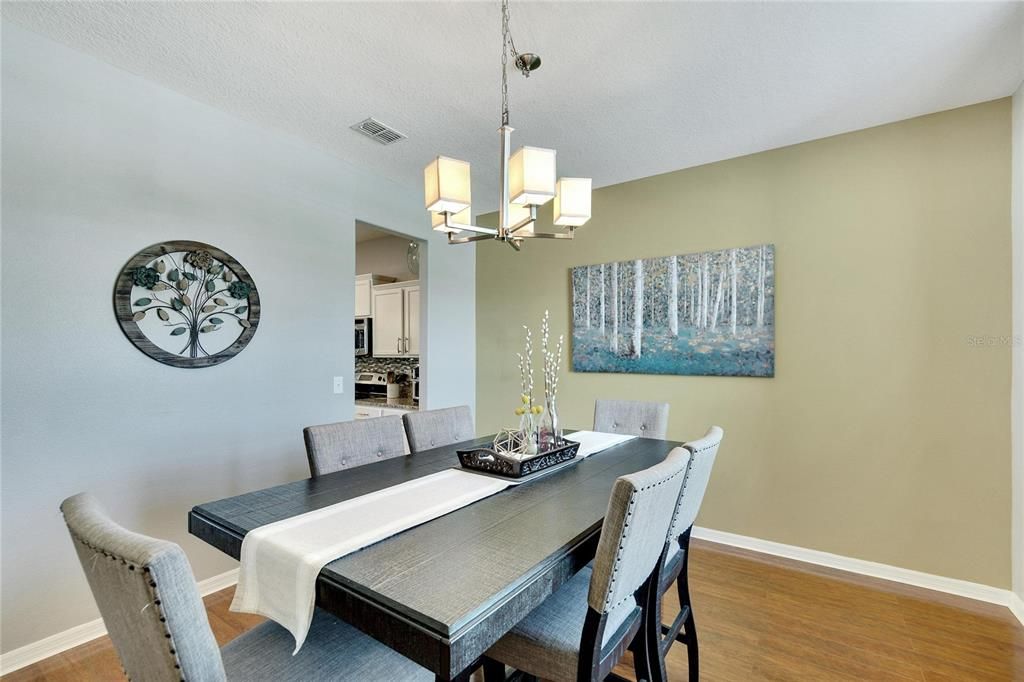 Active With Contract: $484,900 (5 beds, 2 baths, 2902 Square Feet)