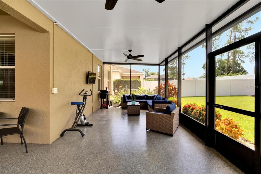 Active With Contract: $484,900 (5 beds, 2 baths, 2902 Square Feet)