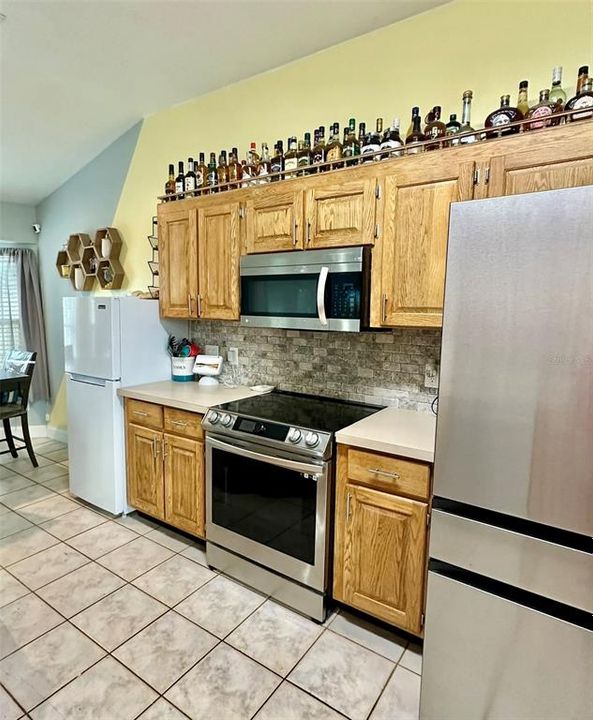 For Sale: $299,900 (3 beds, 2 baths, 1622 Square Feet)