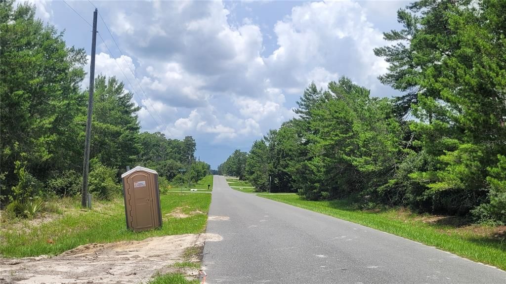 Ocala Waterway Lot 122N right side street view of home