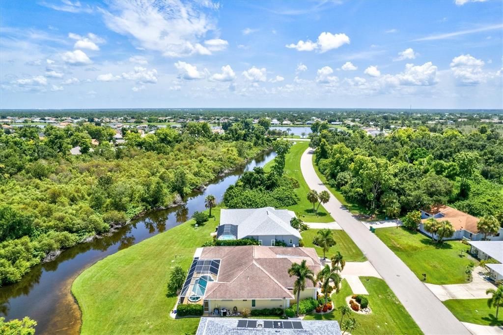 For Sale: $689,900 (3 beds, 2 baths, 2639 Square Feet)