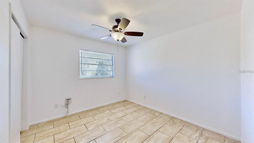 Active With Contract: $1,345 (2 beds, 1 baths, 750 Square Feet)