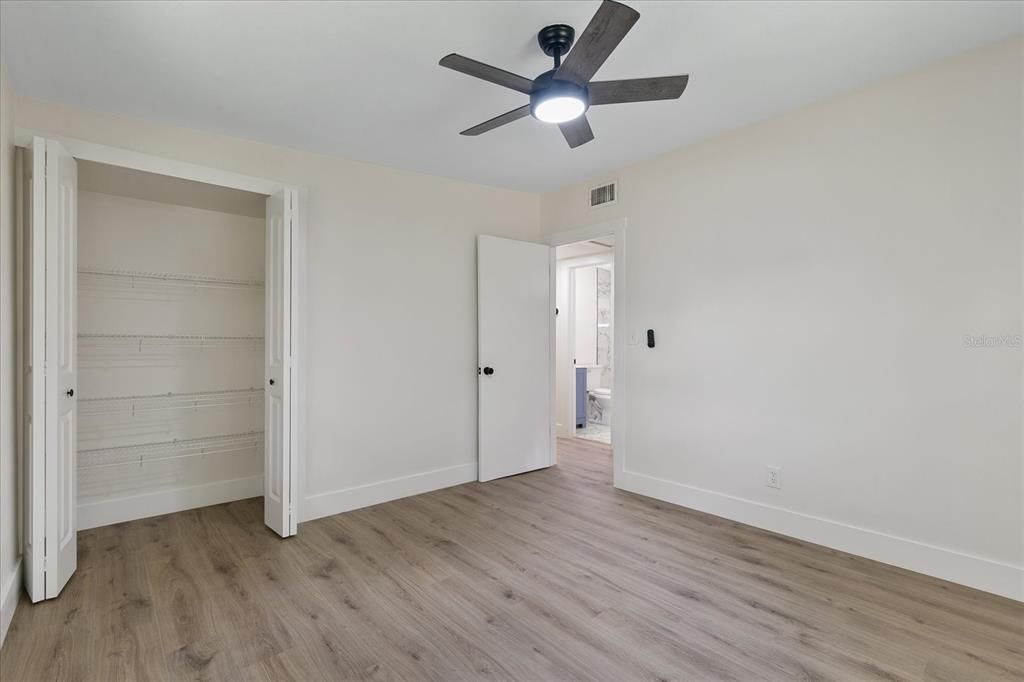 Active With Contract: $339,500 (3 beds, 2 baths, 1180 Square Feet)