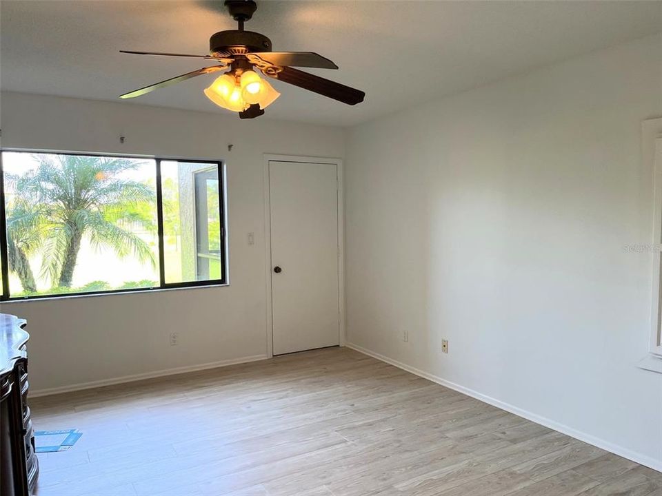 For Sale: $265,000 (2 beds, 2 baths, 1516 Square Feet)