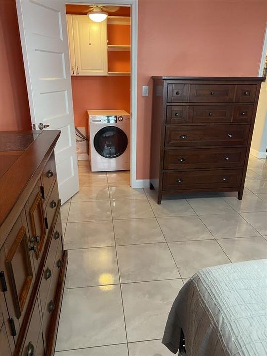 For Rent: $3,000 (2 beds, 2 baths, 1350 Square Feet)