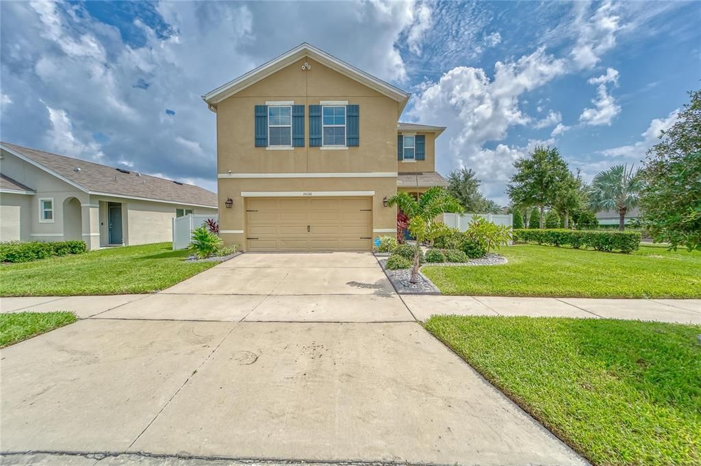 Active With Contract: $2,400 (4 beds, 2 baths, 2308 Square Feet)