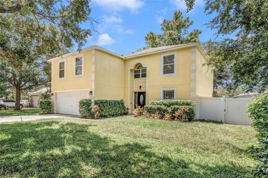 Active With Contract: $455,000 (4 beds, 2 baths, 2827 Square Feet)