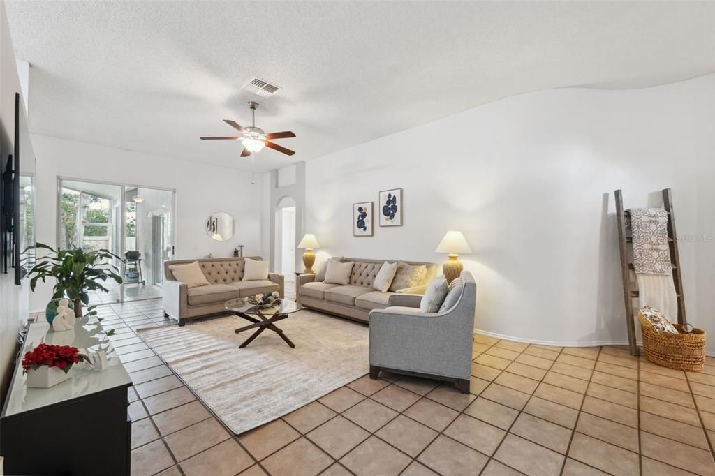 Active With Contract: $500,000 (4 beds, 2 baths, 1849 Square Feet)