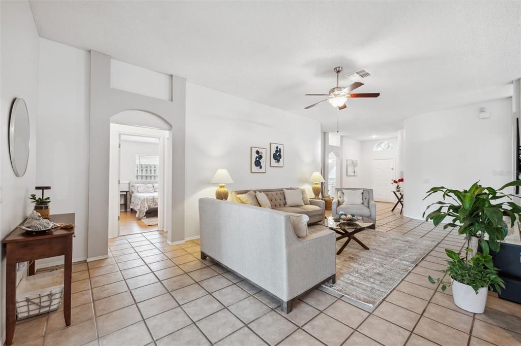 Active With Contract: $500,000 (4 beds, 2 baths, 1849 Square Feet)