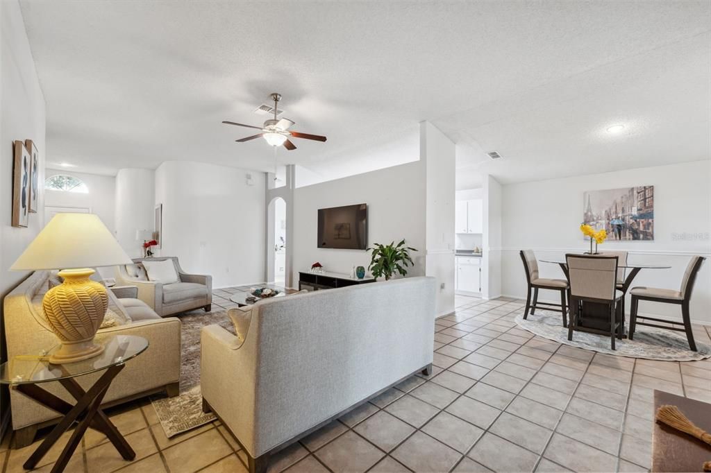 Active With Contract: $500,000 (4 beds, 2 baths, 1849 Square Feet)