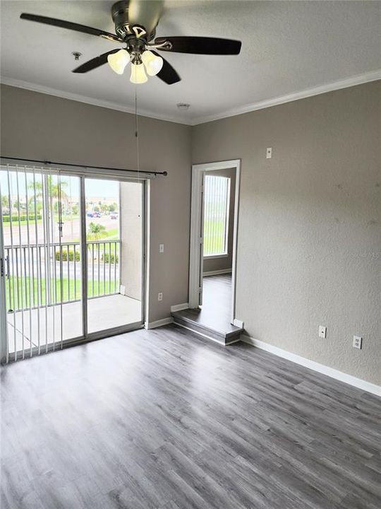 Active With Contract: $1,750 (2 beds, 2 baths, 1056 Square Feet)