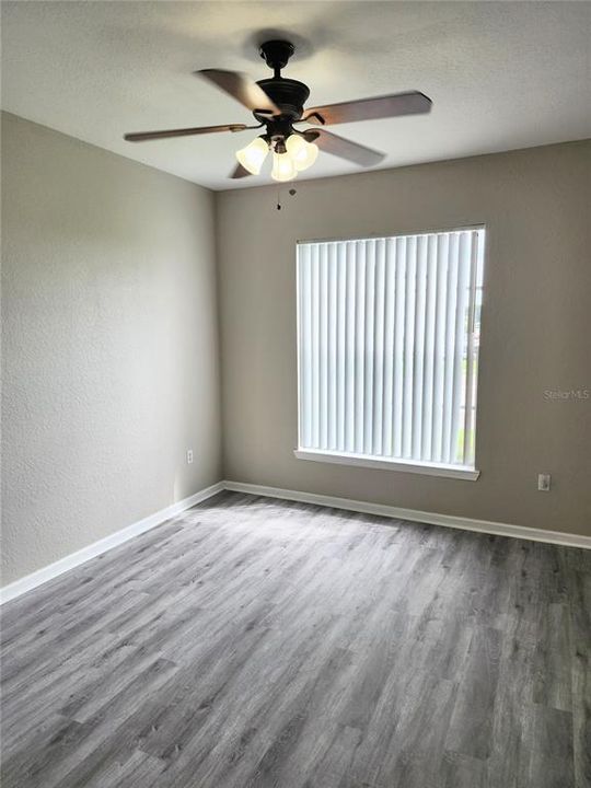 Active With Contract: $1,750 (2 beds, 2 baths, 1056 Square Feet)