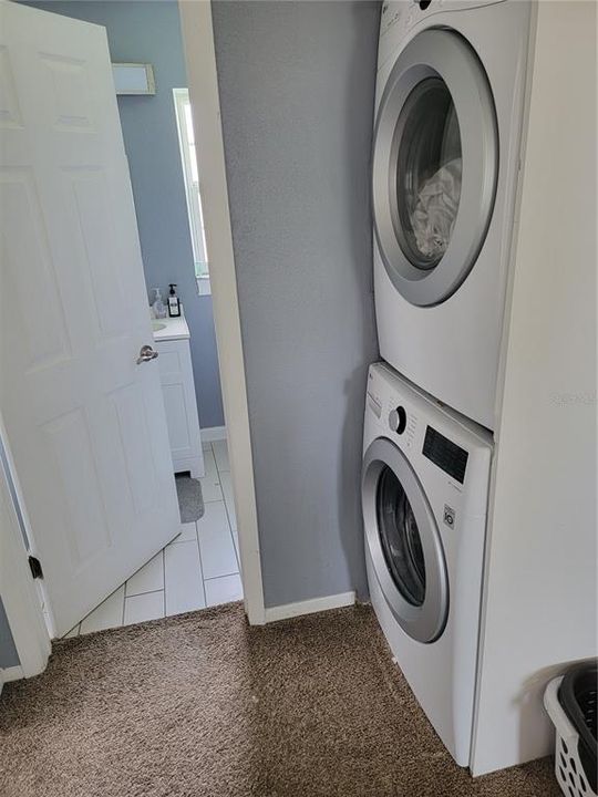 Upper Washer & Dryer