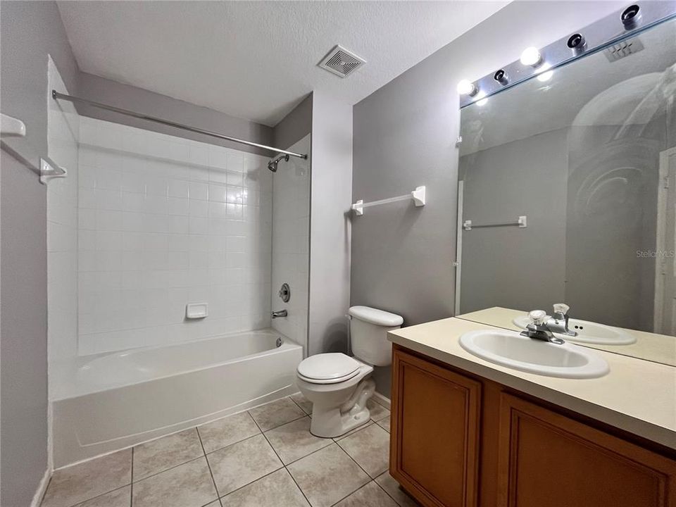 2nd Bathroom