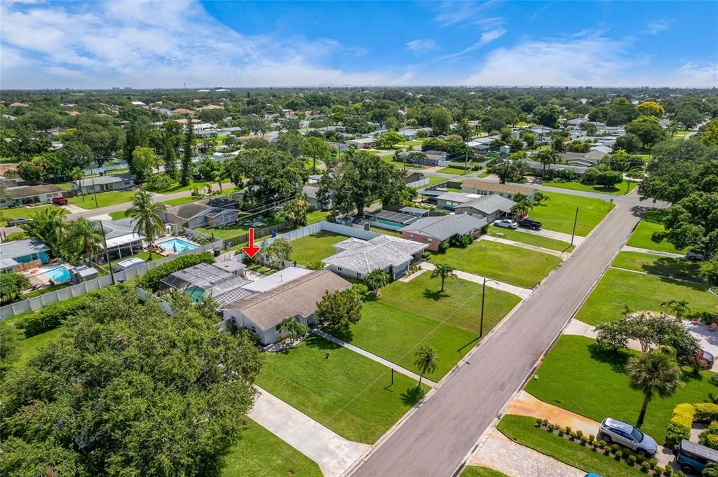 For Sale: $525,000 (2 beds, 2 baths, 1129 Square Feet)