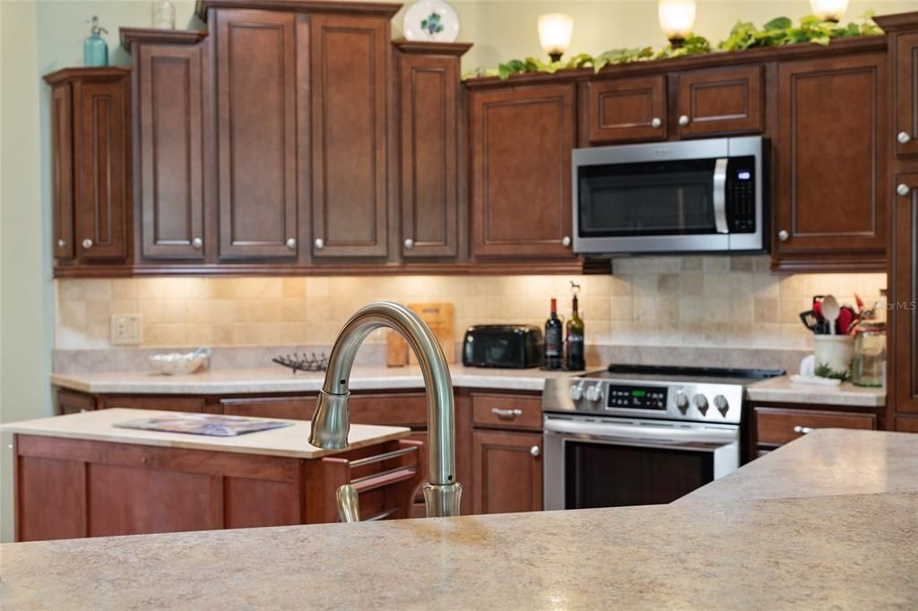 Lighting Above and Below Cabinets!