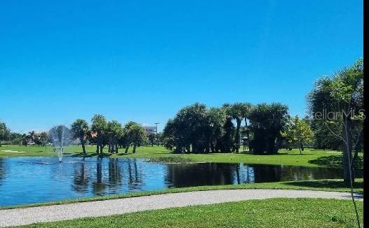 待售: $37,200 (3.75 acres)