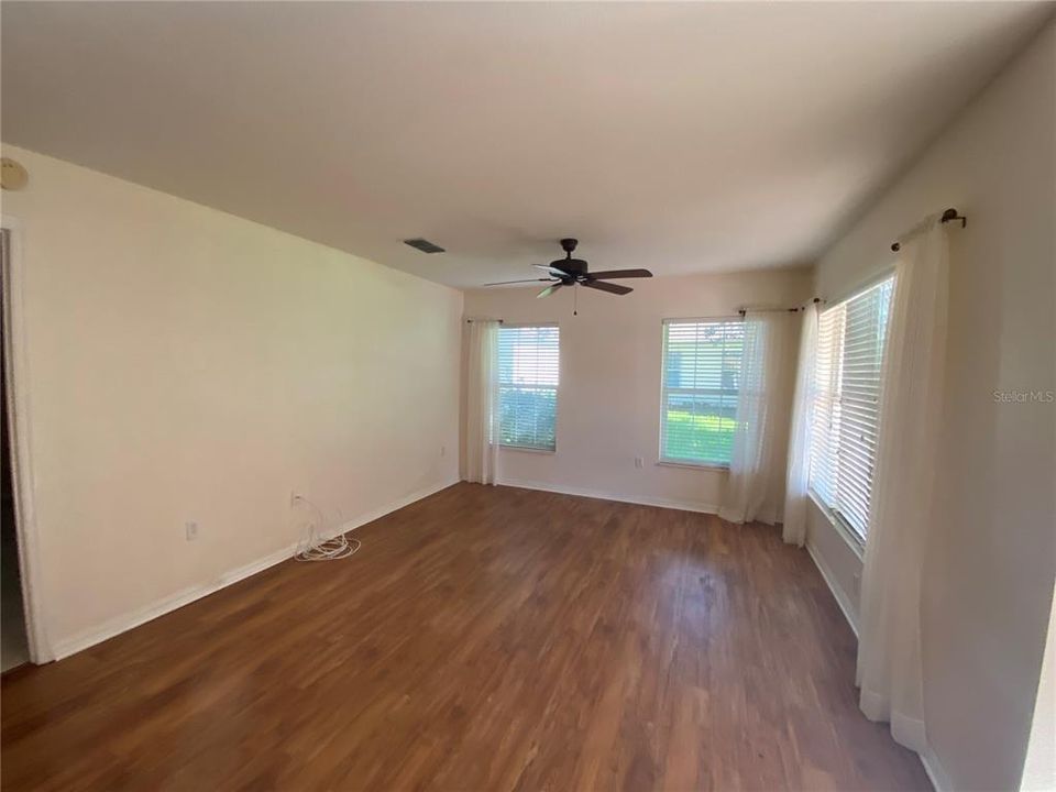 For Rent: $1,750 (2 beds, 2 baths, 1079 Square Feet)