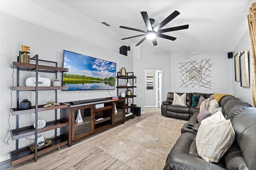 Active With Contract: $340,000 (4 beds, 2 baths, 1680 Square Feet)