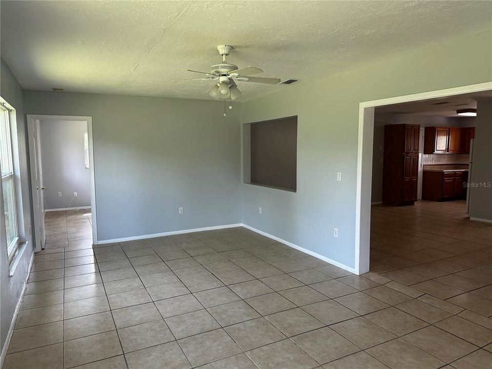 For Rent: $1,900 (2 beds, 2 baths, 1980 Square Feet)