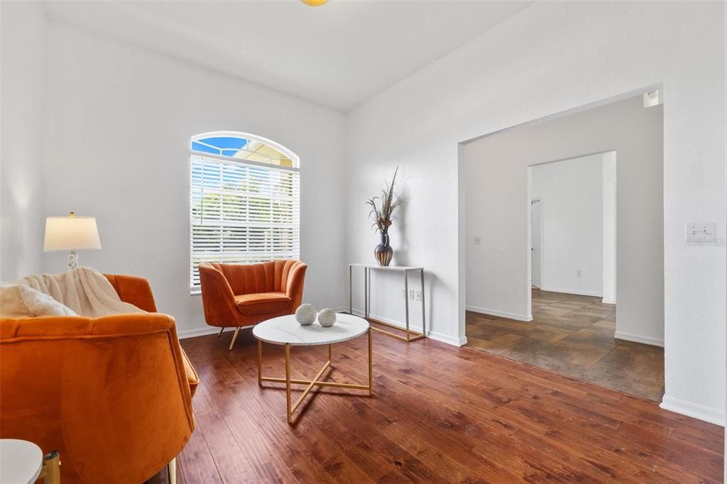 For Sale: $425,000 (3 beds, 2 baths, 1919 Square Feet)