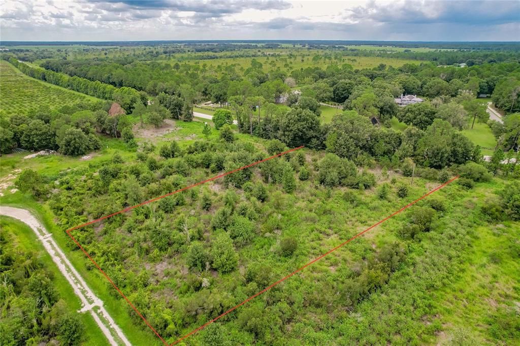 На продажу: $29,999 (1.21 acres)