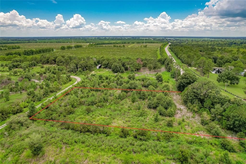 На продажу: $29,999 (1.21 acres)