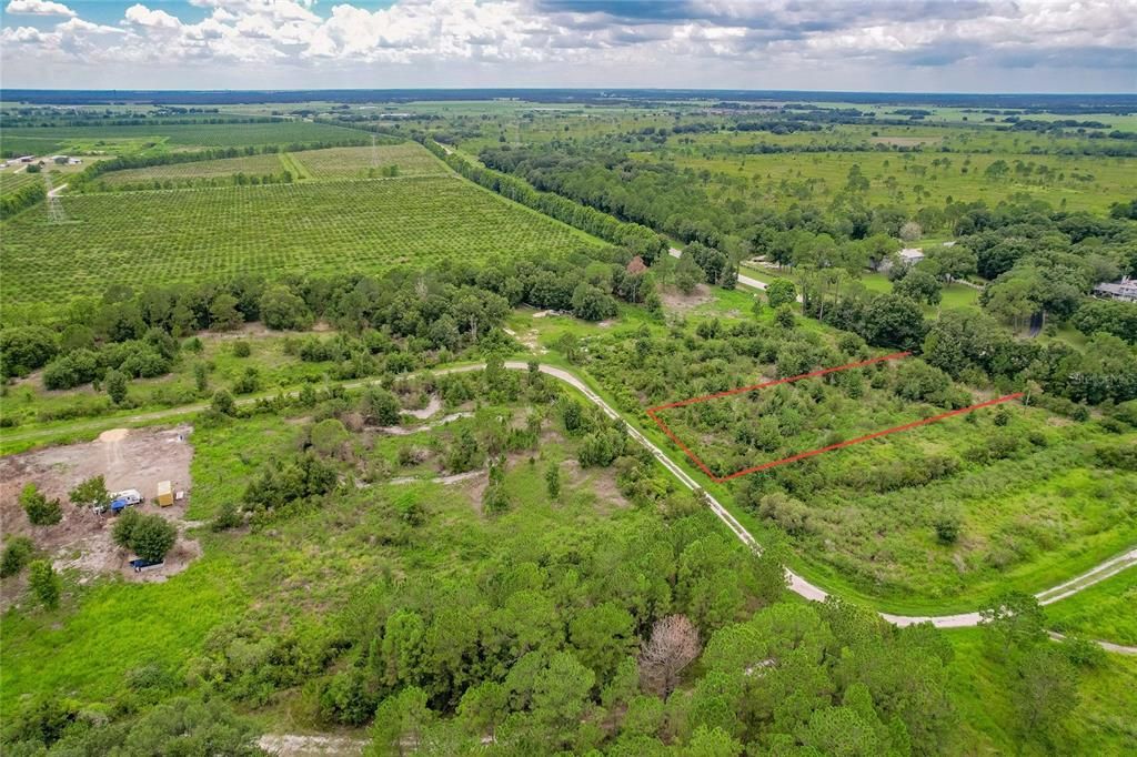 На продажу: $29,999 (1.21 acres)