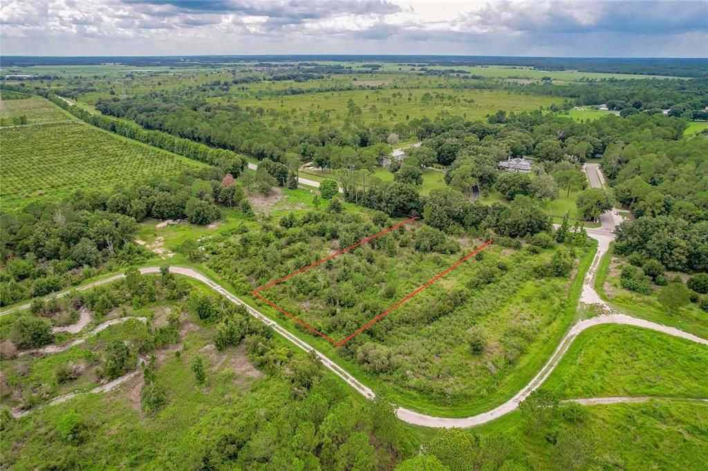 На продажу: $29,999 (1.21 acres)