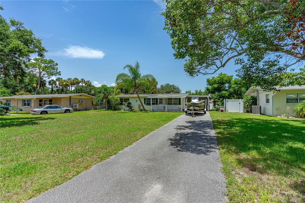 For Sale: $345,000 (3 beds, 2 baths, 1530 Square Feet)