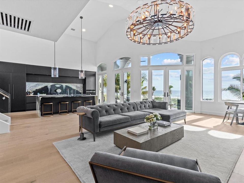 For Sale: $7,950,000 (5 beds, 5 baths, 4294 Square Feet)