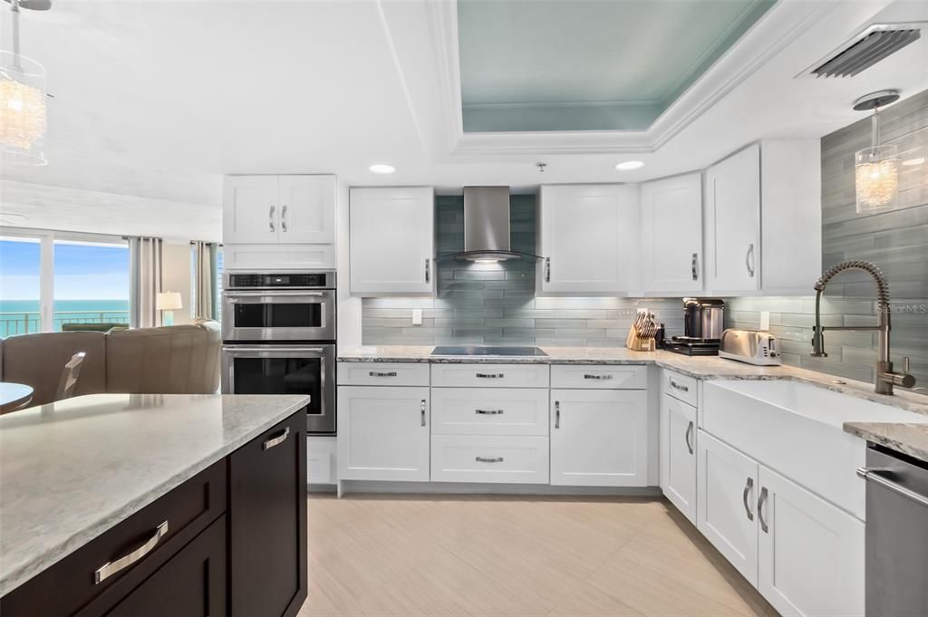 Active With Contract: $750,000 (3 beds, 3 baths, 1884 Square Feet)