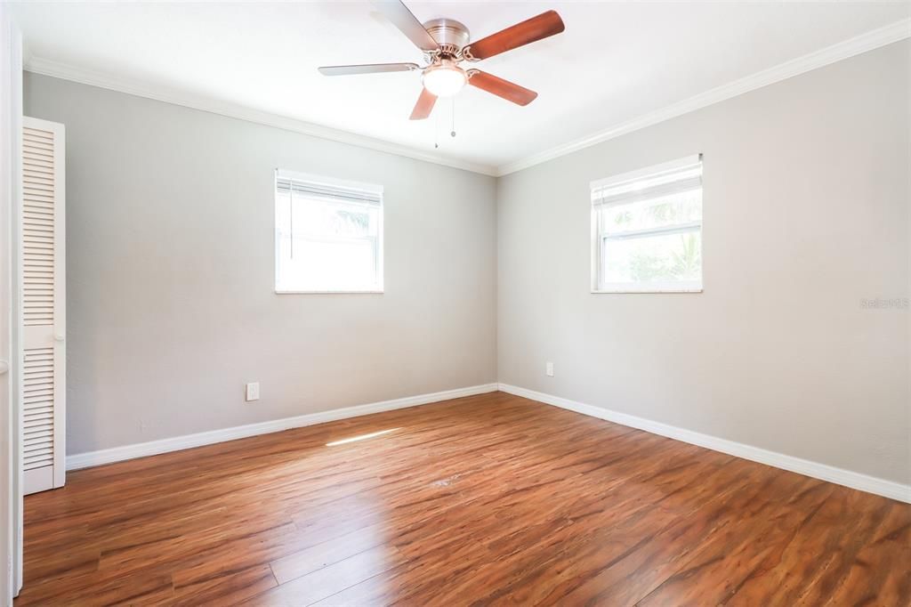 Active With Contract: $494,000 (3 beds, 2 baths, 1603 Square Feet)