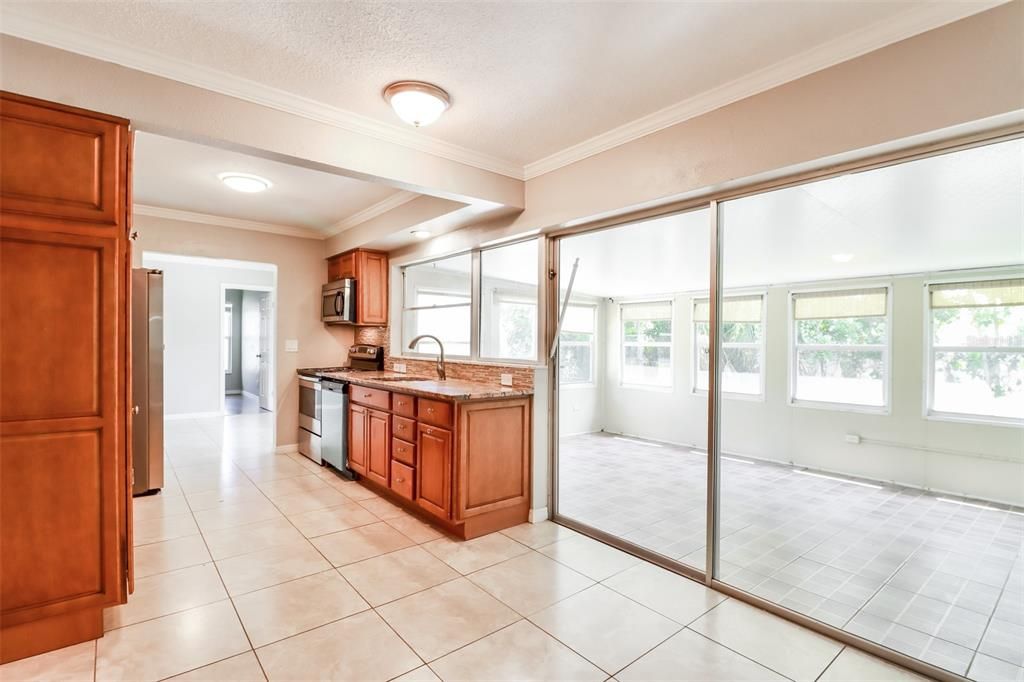 Active With Contract: $494,000 (3 beds, 2 baths, 1603 Square Feet)