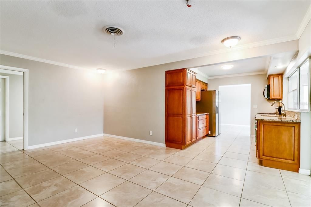 Active With Contract: $494,000 (3 beds, 2 baths, 1603 Square Feet)