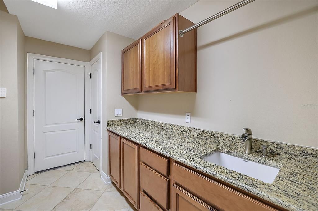 Laundry room (downstairs by garage)