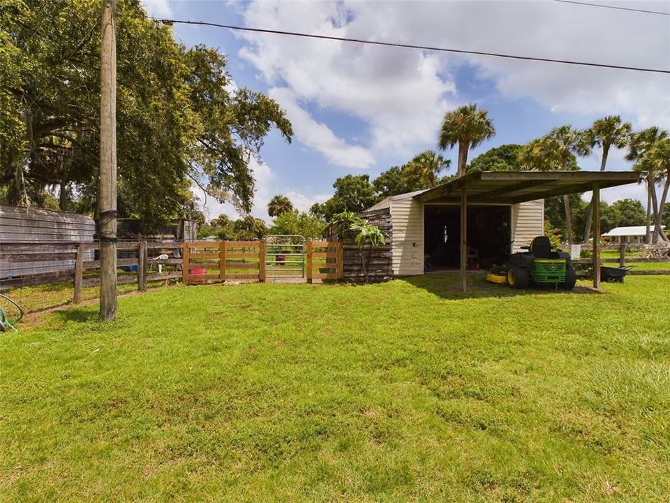 For Sale: $550,000 (3 beds, 2 baths, 1512 Square Feet)