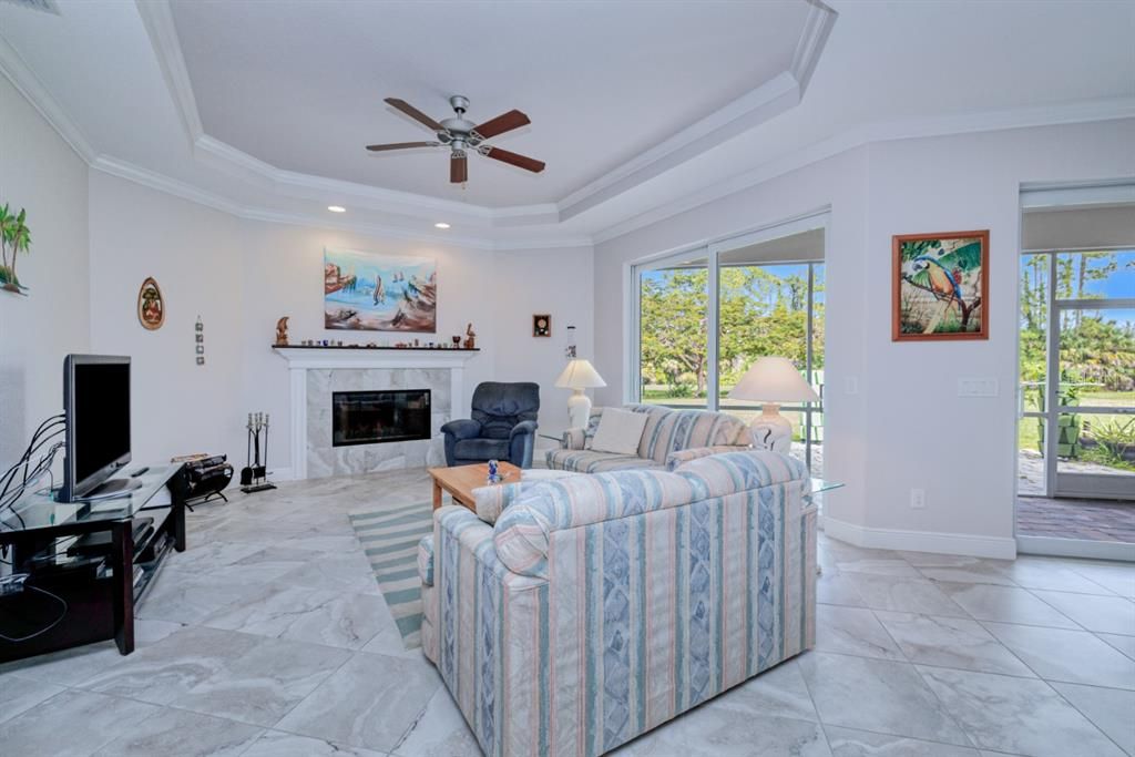 Active With Contract: $399,000 (3 beds, 2 baths, 1746 Square Feet)